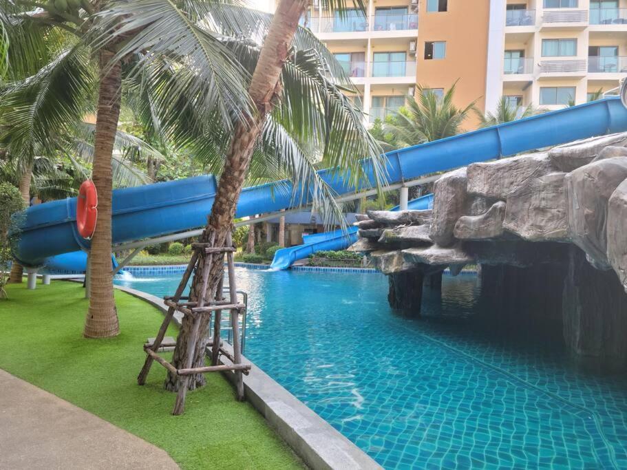 Laguna 2-have Tub Loft * Jomtien Beach